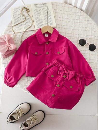 SHEIN 2 piezas Conjunto informal de niña joven con chaqueta tipo cárdigan cropped con cuello y bolsillos, y pantalones cortos con lazo, para primavera/otoño