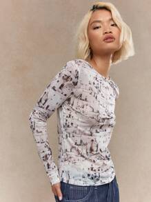MISSGUIDED Printed Mesh Long Sleeved Top