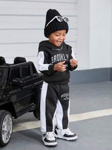2pcs/Set Baby Boy Fall/Winter Casual Contrast Color Loose Sweatshirt & Jogger Pants Outfit, Fashionable And Comfortable For Daily Wear, Sports, Loungewear - Black and White - View 3