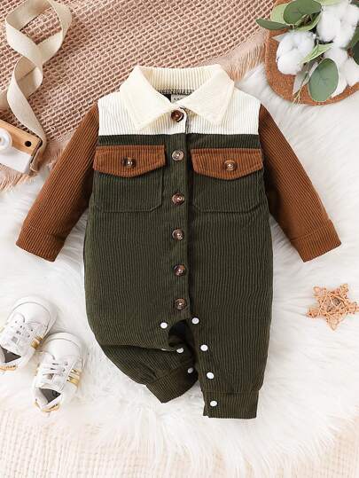 SHEIN 男婴休闲时尚拼色领灯芯绒面料长袖连体裤带口袋装饰，适合秋冬季户外或日常穿着