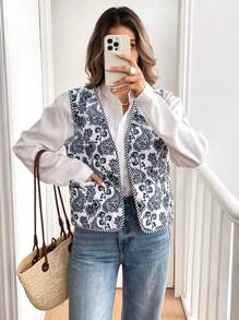 SHEIN Frenchy 女士纽扣前全印花夹克，冬季女士全印花口袋无袖棉服外套，冬季女装保暖冬季女士外套冬季服装感恩节、圣诞节外套 - 藍白色 - 查看 1