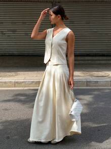 DAZY 2 件套女士休闲纯色背心夹克和长款百褶裙套装