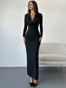 Aloruh 女士黑色现代街头服饰和派对深垂领长袖修身侧开衩连衣裙 - 黑色 - 查看 7