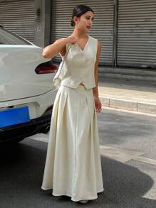 DAZY 2 件套女士休闲纯色背心夹克和长款百褶裙套装