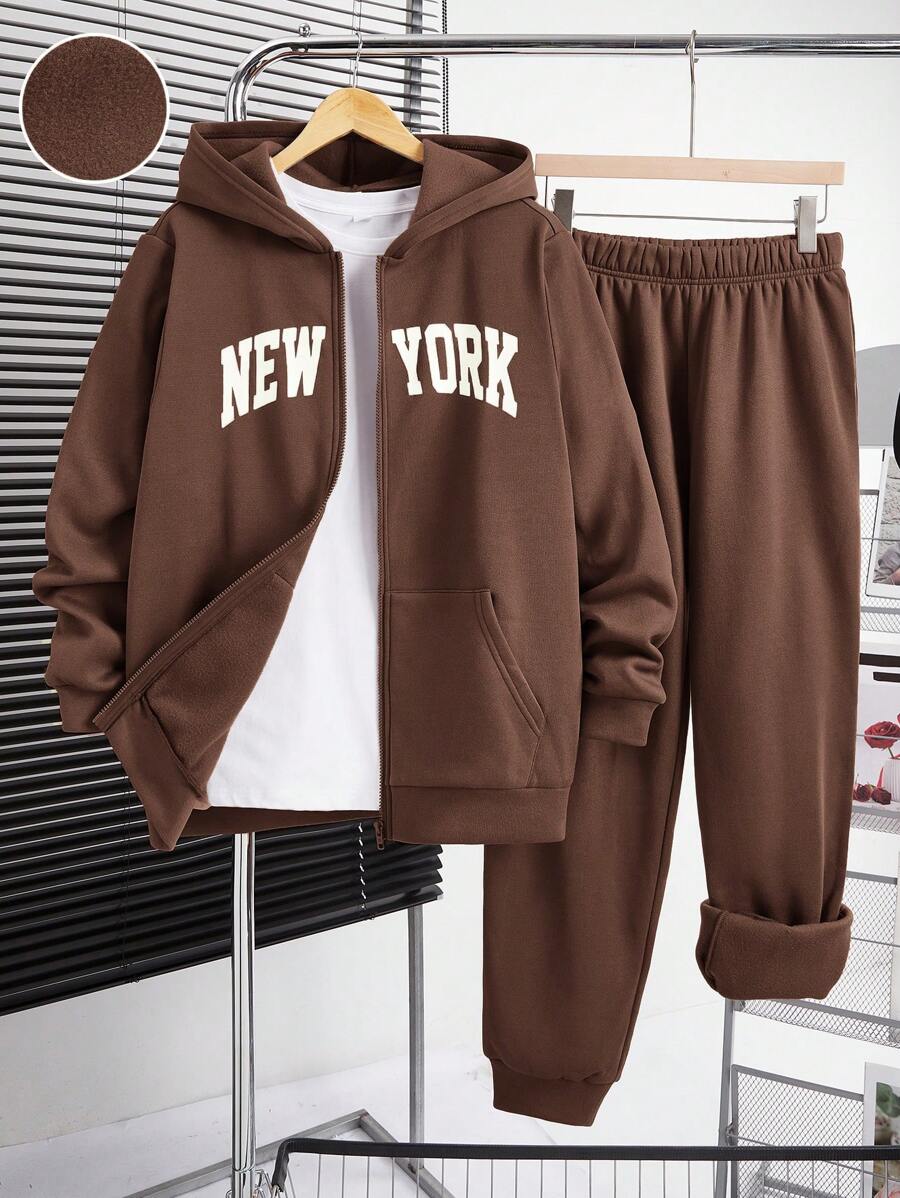 SHEIN Bộ 2 chiếc/bộ áo hoodie trơn màu thoải mái, rộng rãi cho bé trai tuổi teen có túi Kangaroo và quần nỉ cổ tròn, phù hợp cho mùa thu/đông - màu nâu - Xem 1