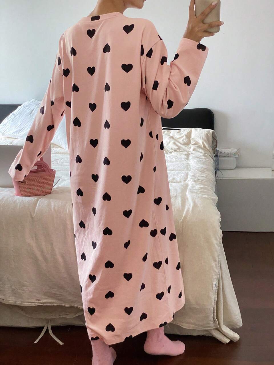 Plush Fleece Heart Pattern Allover Print Loose Sleep Dress, Autumn/Winter, For Fall Winter , Fluffy Cozy, Moo Moo Night Dress