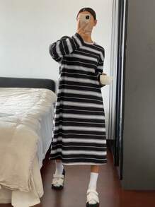 DAZY Striped Soft Plush Fabric Loose Fit Lounge Dress - Dark Grey - View 3