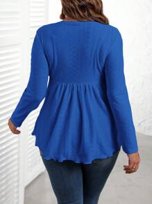 EMERY ROSE Camiseta de manga larga para otoño con bajo con volantes, diseño calado y bordado en unicolor para tallas grandes