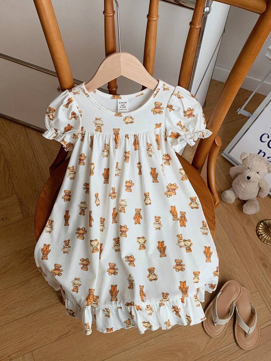 SHEIN Baby Girl Cute Slouchy Vibe Cartoon Bear Graphic Bubble Neck Ruffle Hem Knit Nightgown - Yellow - View 1