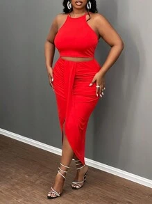 Slaydiva Plus Size Retro Women's Vacation & Elegant & Casual Fitted Solid Color Green Sleeveless Camisole Top And Asymmetrical Hem Skirt 2 Pieces Set With Pattern Decor, Spring/Summer - Red - View 4