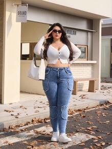 SHEIN EZwear Plus Size Front Button Pocket Frayed Hem Casual Denim Jeans - Blue - View 5