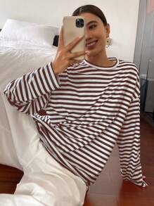 DAZY Jednokolorowa luźna koszulka z długim rękawem i okrągłym dekoltem dla kobiet, jesienne ubrania, bluzki w stylu preppy - Brązowy - Zobacz 4