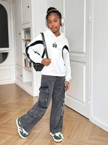 Sudadera con capucha holgada de hombros caídos con estampado empalmado para niñas preadolescentes