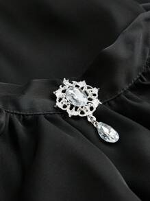 ROMWE Goth 加大码女式哥特式复古宫廷风格可拆卸荷叶边领结巴洛克水晶吊坠喇叭袖系带腰衬衫 - 黑色 - 查看 4