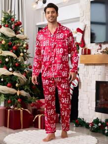 Manfinity CoupledUp Conjunto de pijama de camisa y pantalones de seda sintética con diseño de copos de nieve y ambiente navideño rojo a juego para parejas, ropa de otoño e invierno
