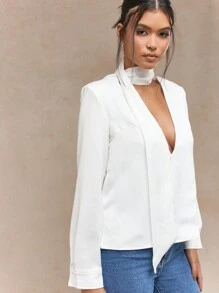 MISSGUIDED 深V領長袖襯衫附圍巾 - 白色 - 查看 3