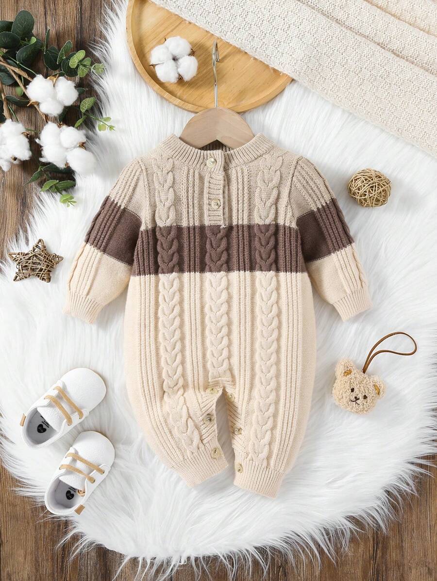 SHEIN Bộ áo liền quần len dệt kim cho bé trai, cổ tròn, tay dài, thoải mái và ấm áp, thích hợp mặc thường ngày, phối màu thời trang cho mùa thu/đông. - Nhiều màu - Xem 1