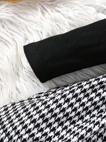 SHEIN Baby Girl Houndstooth Print Bow Front 2 In 1 Dress - Black and White - View 6