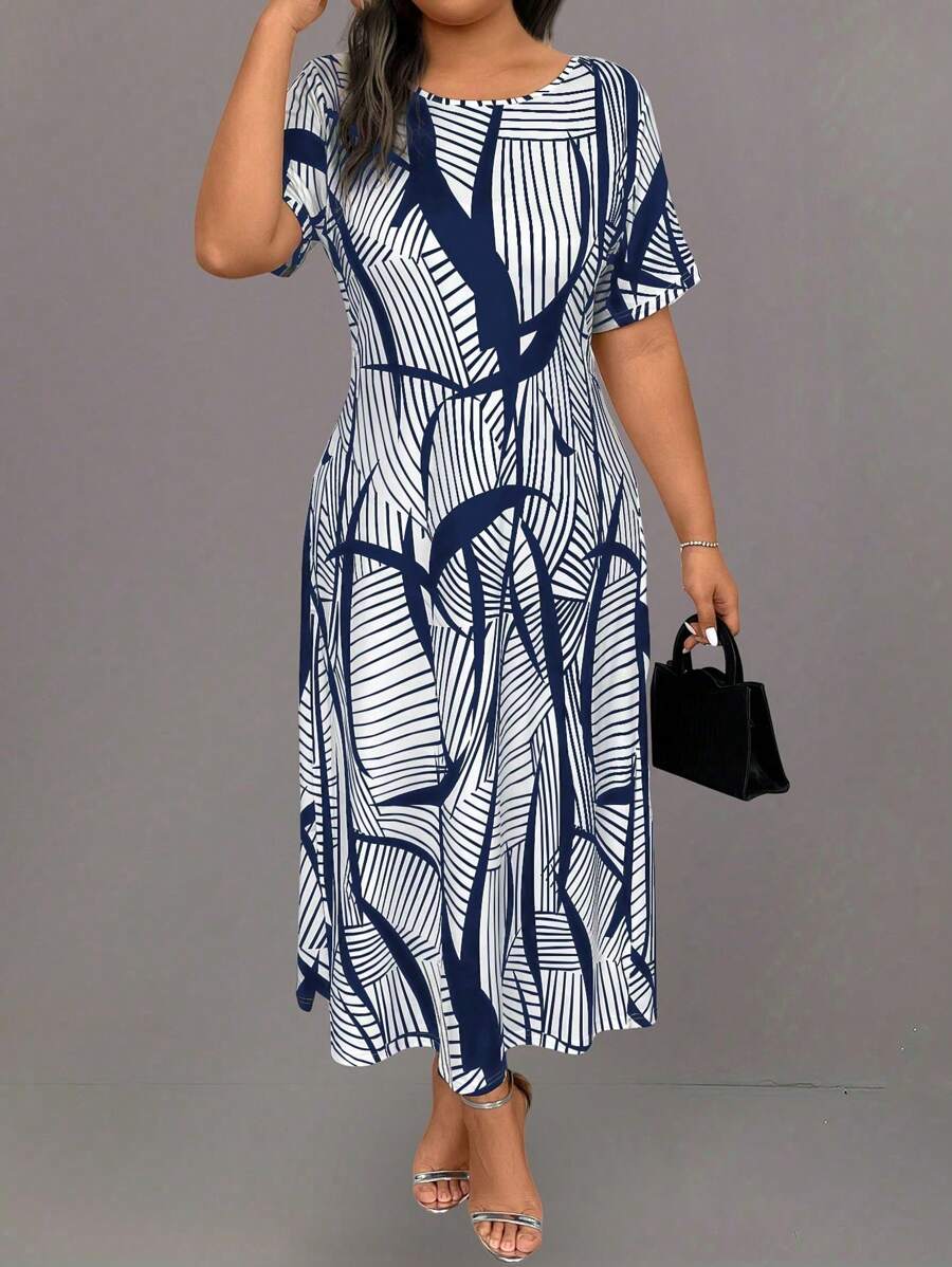 EMERY ROSE Plus Size Round Neck Short Sleeve All-Over Print Long Casual Dress Women Outfit, For Summer - Navy Blue - View 1