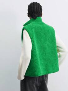 Maija Women Green Solid Color Fluffy & Teddy Sherpa Front Zipper Sleeveless Patchwork Collar Christmas Outerwear Casual Vest