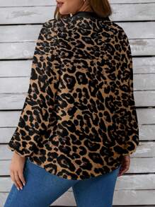 EMERY ROSE Camisa holgada de manga larga con cuello en V para mujer talla grande de estampado de leopardo minimalista casual, adecuada para otoño/invierno - Negro - Ver 4