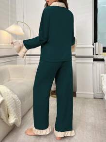 SHEIN Conjunto de pijama de mujer de bloques de color con cuello con volantes y botones - Verde Oscuro - Ver 2
