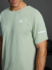 Manfinity KASUA Boyfriend Style Men's Casual Graphic Print Breathable Short Sleeve Sports T-Shirt, Summer Compression Shirt Men - Olive Green - View 5