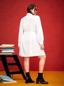 HARRY POTTER X SHEIN Plus Size Winter Fall Sports Street Wear Vintage Style School Gryffindor Embroidered Badge Long Sleeve Dress - White - View 2