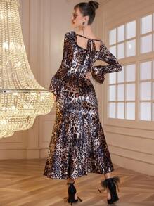 Modelyn Square Neckline 3D Floral Velvet Leopard Print Cinched Waist Dress Maxi Women Outfit - Brown - View 2