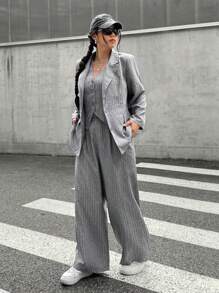 SHEIN EZwear Plus Size 3-Piece Suit Set: Retro Style Gray Blazer, Vest And Pants For Commuter Wear