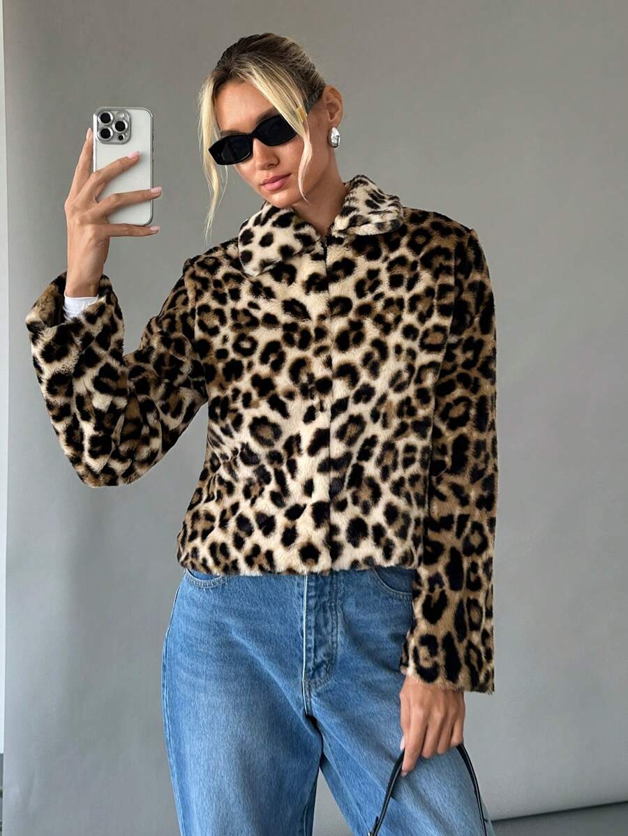 SHEIN Essnce 冬季女豹纹皮草外套短款保暖无人翻领夹克长袖毛绒豹纹休闲外套秋 - 棕色 - 查看 1