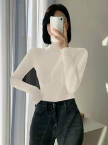 DAZY Women Solid Color Long Sleeve Turtleneck Slim Fit Thermal T-Shirt, Autumn/Winter