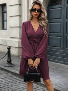 EMERY ROSE Robe élégante courte femme, col V couleur unie, manches lanternes avec nœud à la taille, automne - Bordeaux - Voir 6