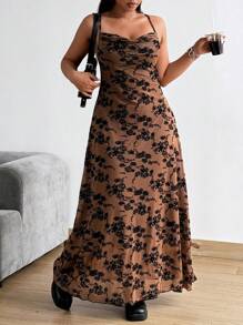Flirla Gaun Tanpa Punggung Elegan Bermotif Bunga dan Jala Ukuran Plus - Khaki - View 5