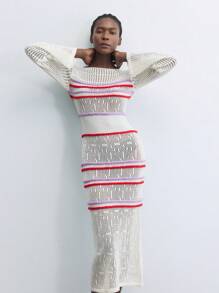 Maija Robe tricotée simple avec col rond, manches longues, rayures contrastées et découpes tendance. Vêtement casual, automne/hiver - Nude - Voir 1