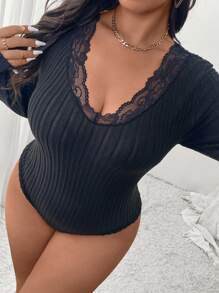 SHEIN Frenchy Black Knitted V-Neck Lace Patchwork Plus Size Bodysuit, Autumn/Winter - Black - View 4