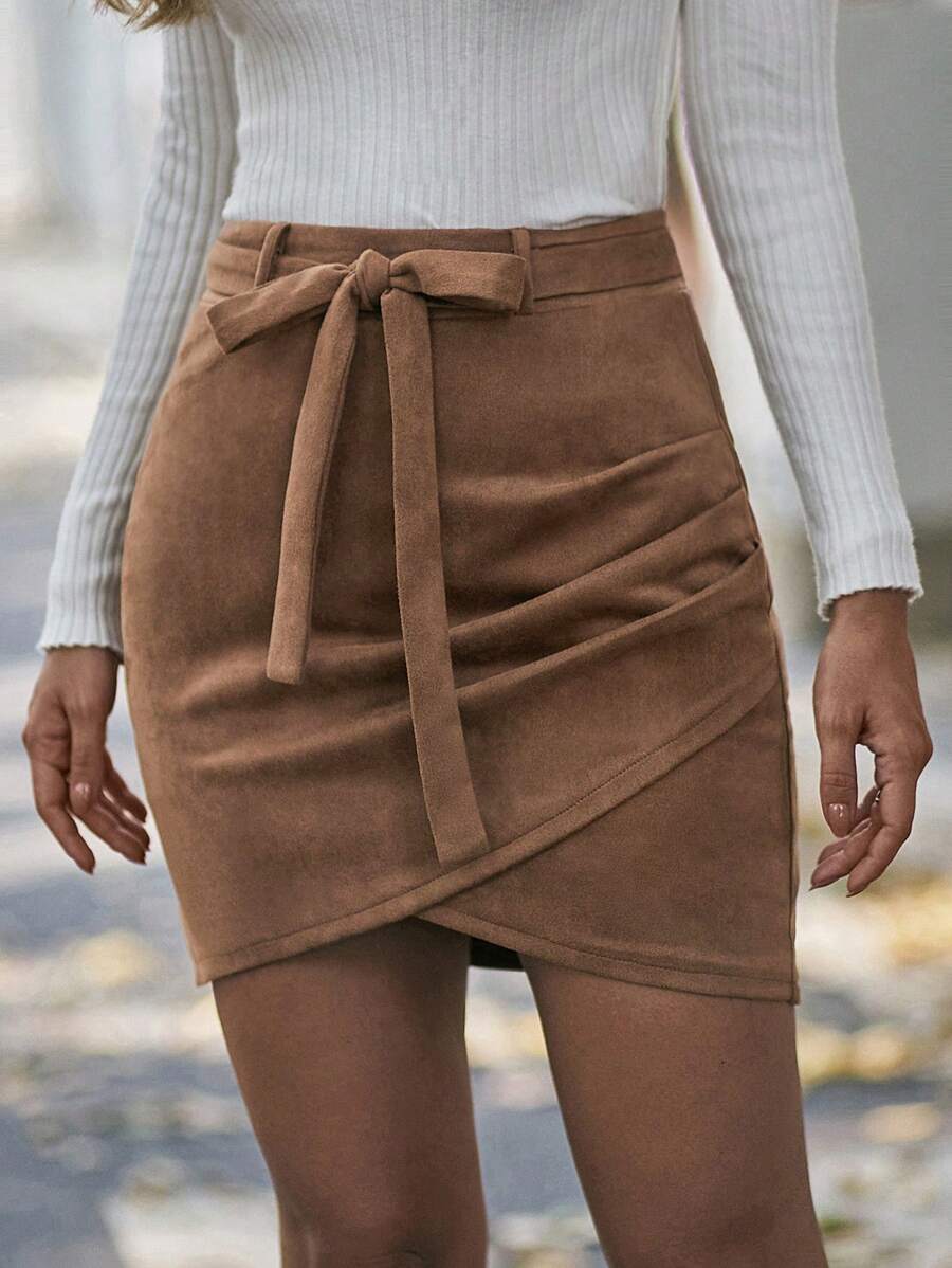 EMERY ROSE Men's Solid Color Pleated Mini Skirt, Autumn - Camel - View 1