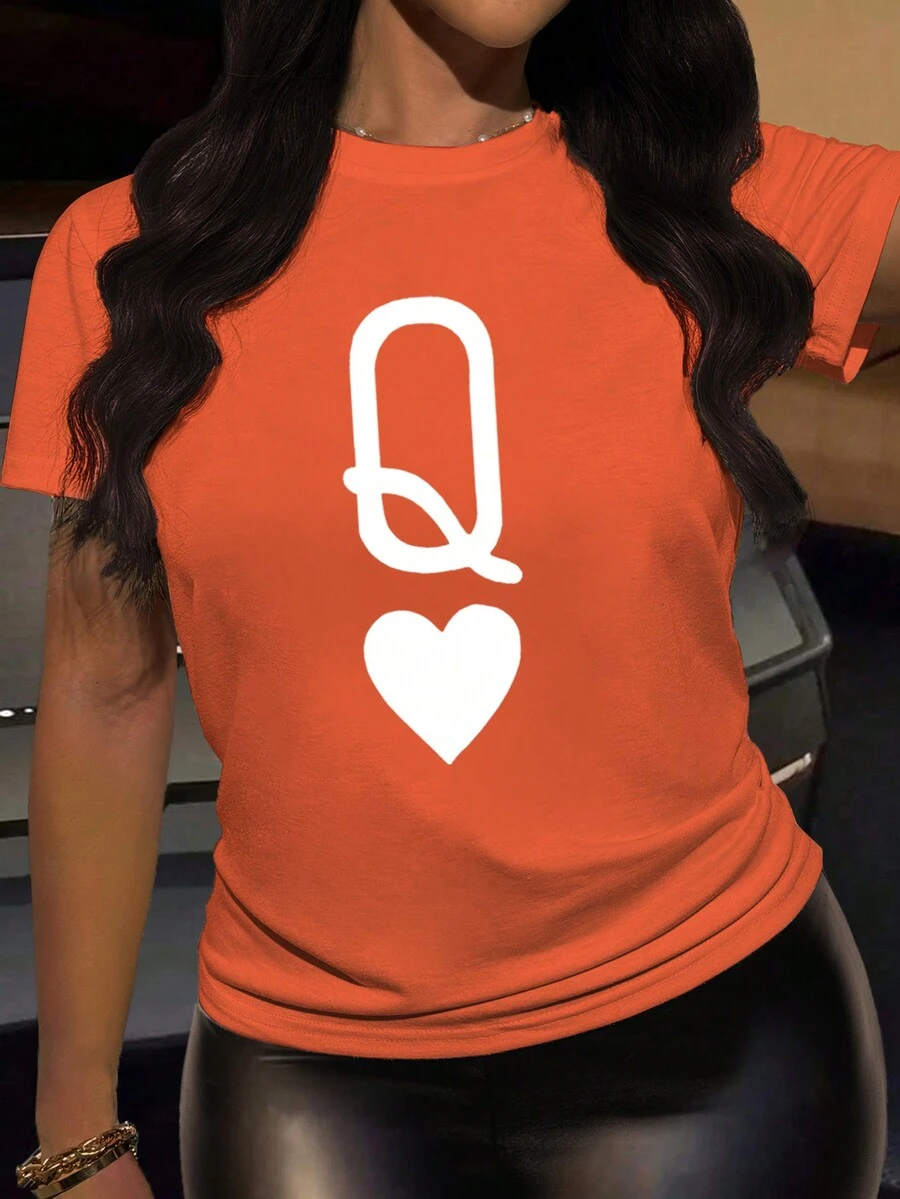 SHEIN LUNE 女款 Q 字母扑克印花宽松圆领 T 恤，春夏季 - 橘色 - 查看 1