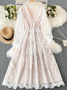 SHEIN LUNE Maxikleid in Große Größen mit einfarbigem V-Ausschnitt und eleganten Wickelverschluss, Langarm Outfit für Damen