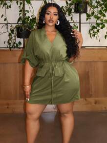 Slaydiva 大码女式纯色紧身缺口领抽绳腰迷你连衣裙，适合派对和优雅通勤，夏季 - 軍綠色 - 查看 5