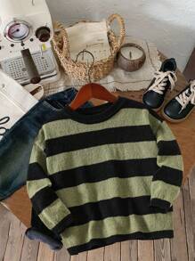 1pc Casual Academy Style Comfortable & Fashionable Loose Fit Deer Fleece Striped Crew Neck Sweater, Suitable For Kids Sweater, Christmas Sweater, Nightmare Before Christmas Kids Outfits, Young Boy Clothes, School & Back To School Boys Outfits, Suitable For Daily Wear, School, Travel, Sports, Autumn & Winter Season - Green - View 1