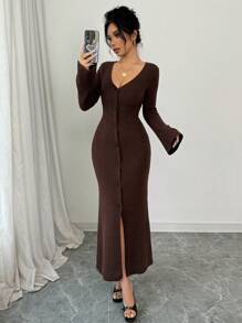 Selianne 女式前扣喇叭袖开衩至大腿毛衣连衣裙 - 棕色 - 查看 4