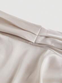 SHEIN MOD Áo ba lỗ thắt nút chéo lưng màu mơ cổ điển cỡ lớn dành cho nữ - Màu be - Xem 4