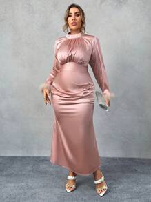 SHEIN Unity Plus Size Crew Neck Furry Splice Long Casual Dress - Pink - View 5