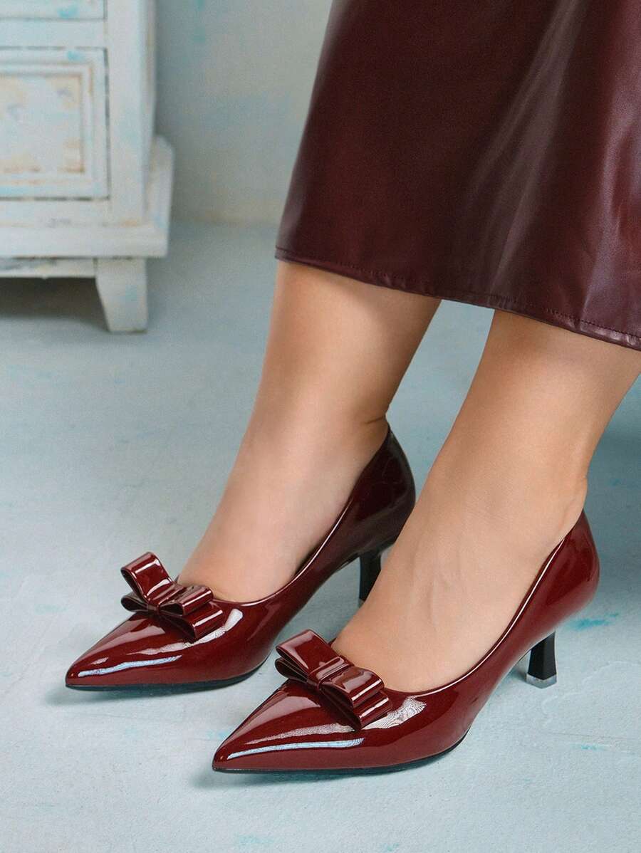 CUCCOO CURVES Escarpins à bout pointu à large maintien, sandales élégantes en satin noir à enfiler pour toutes les saisons, Nouvel An, Fête des Amoureux - Rouge foncé - Voir 1