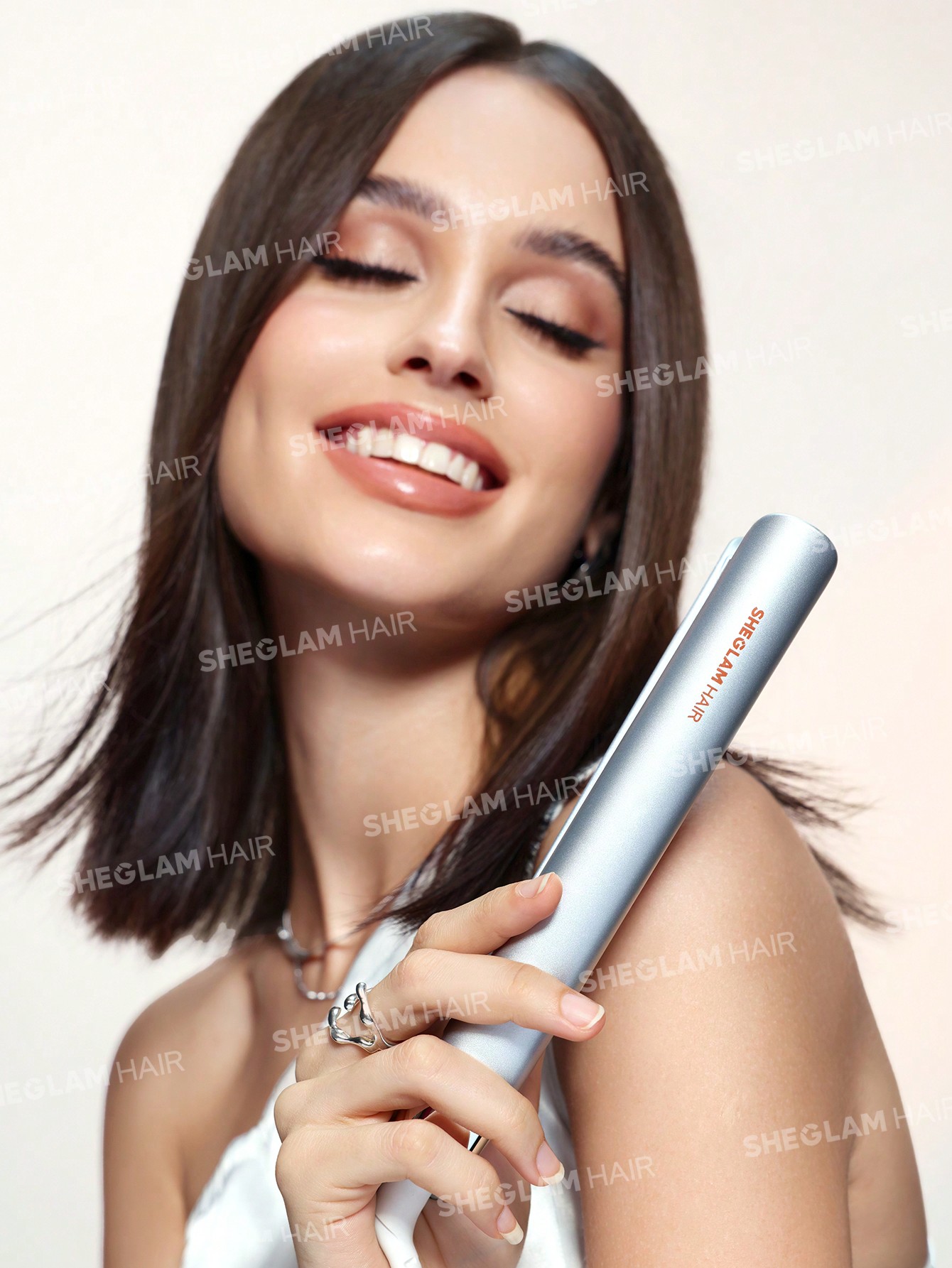 Travel Buddy Mini Hair Straightener 8