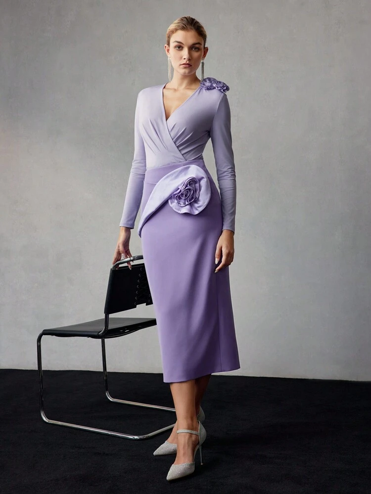SOLID STEREO FLOWER DETAIL STRAIGHT SKIRT