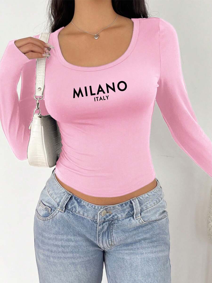 SHEIN EZwear “MILANO ITALY”字母印花圆领紧身长袖女式T恤，休闲简约风格，适合春秋季节