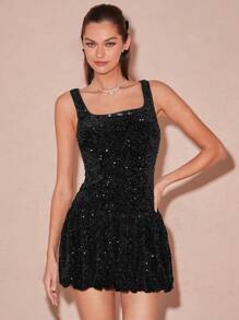 Enchnt 秋冬浪漫女式甜心性感黑色闪亮亮片方领无袖可爱迷你花蕾连衣裙，适合万圣节、感恩节和圣诞节派对黑色闪光连衣裙黑色闪光连衣裙黑色亮片连衣裙 - 黑色 - 查看 2