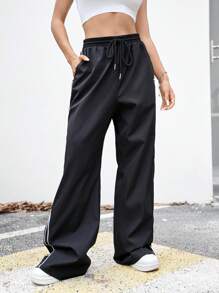 Manfinity Unisex Unisex Woven Mid-Rise Drawstring Straight-Leg Pants